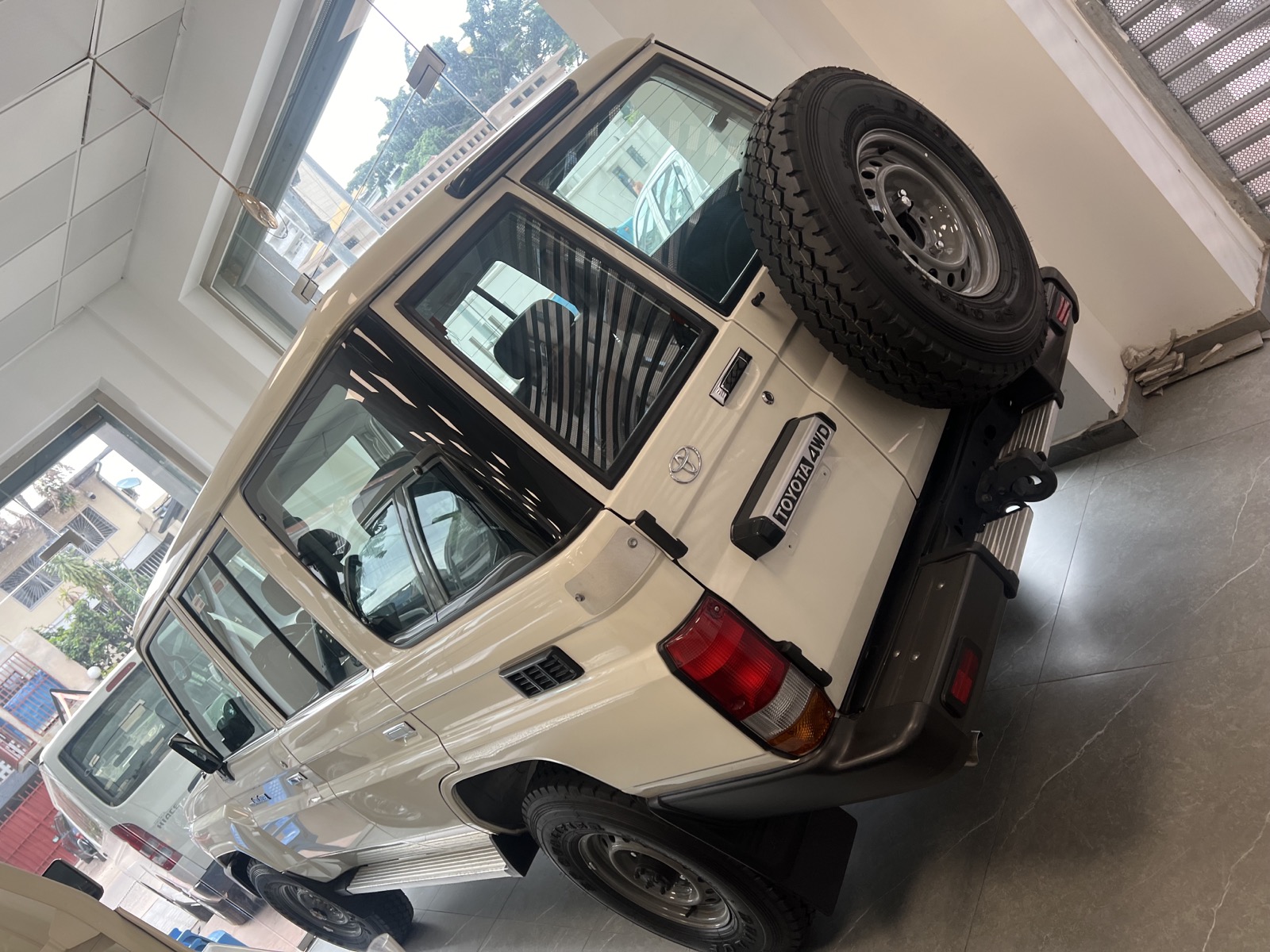 Lexus LX 600 détail premium